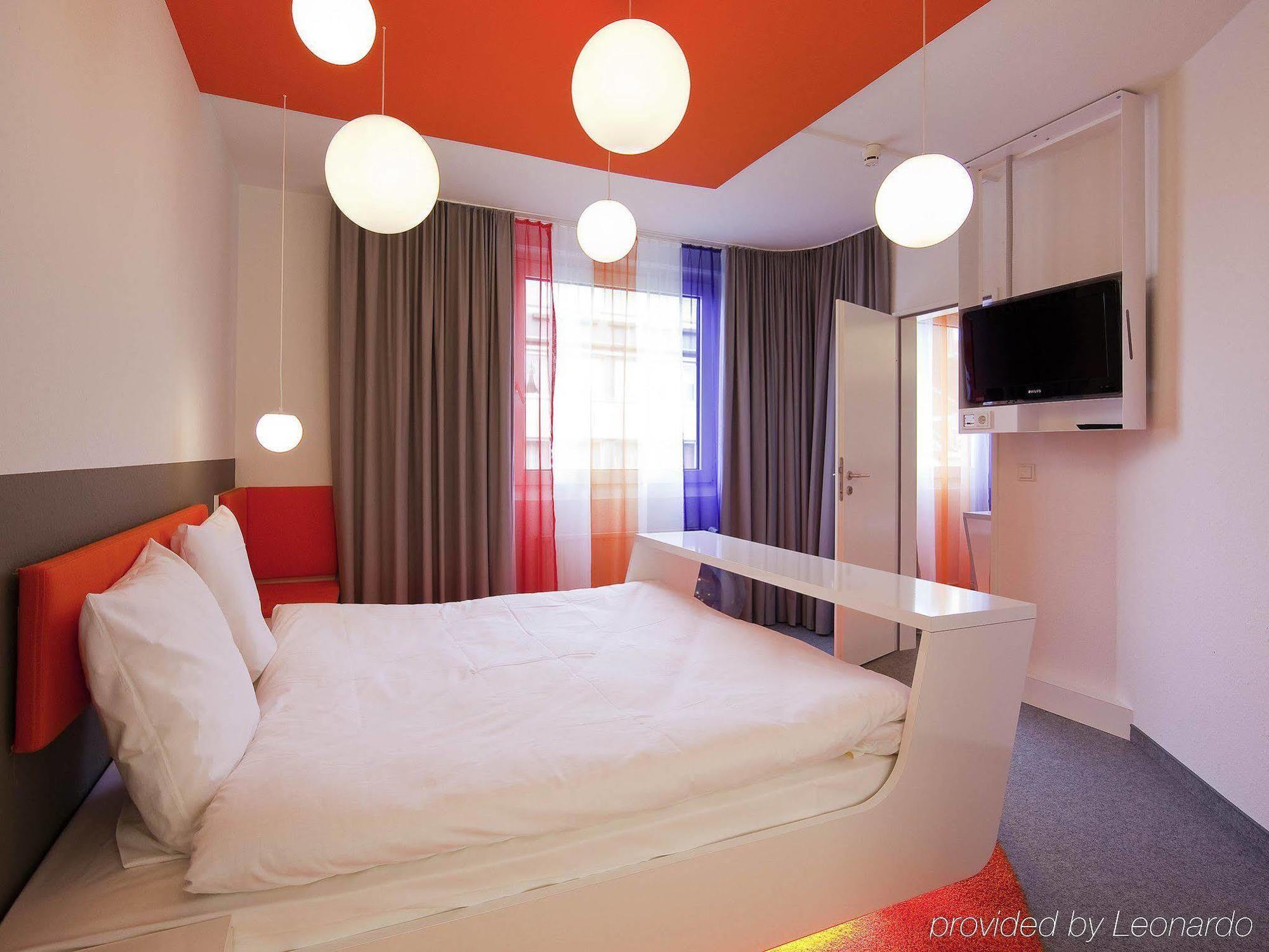 B&B Hotel Aachen City-Ost Exterior photo